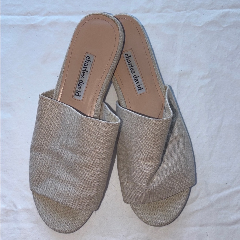 Charles David Women's Beige Mules